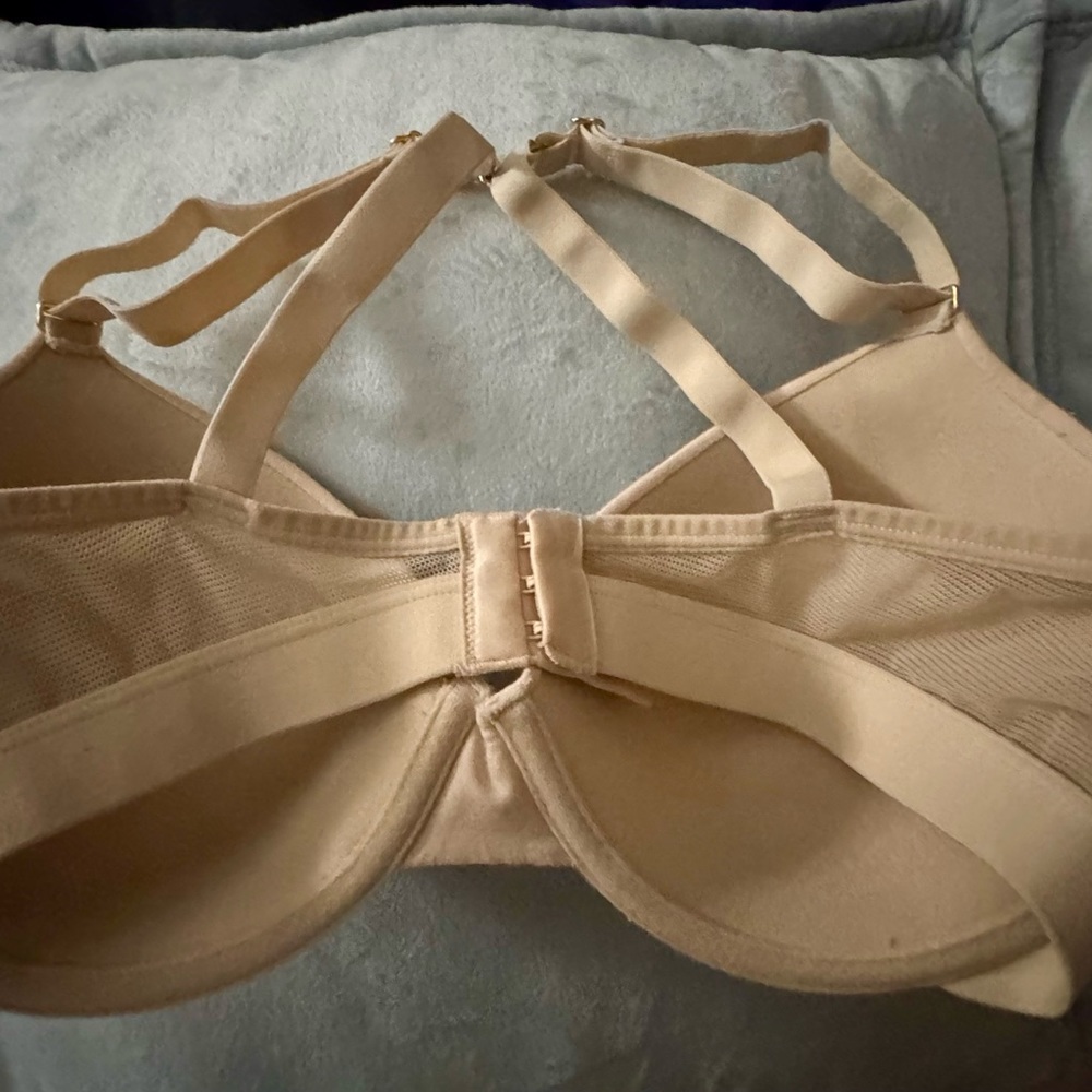 🌺🌸 bra bundle 🌺🌸 - Picture 4 of 9
